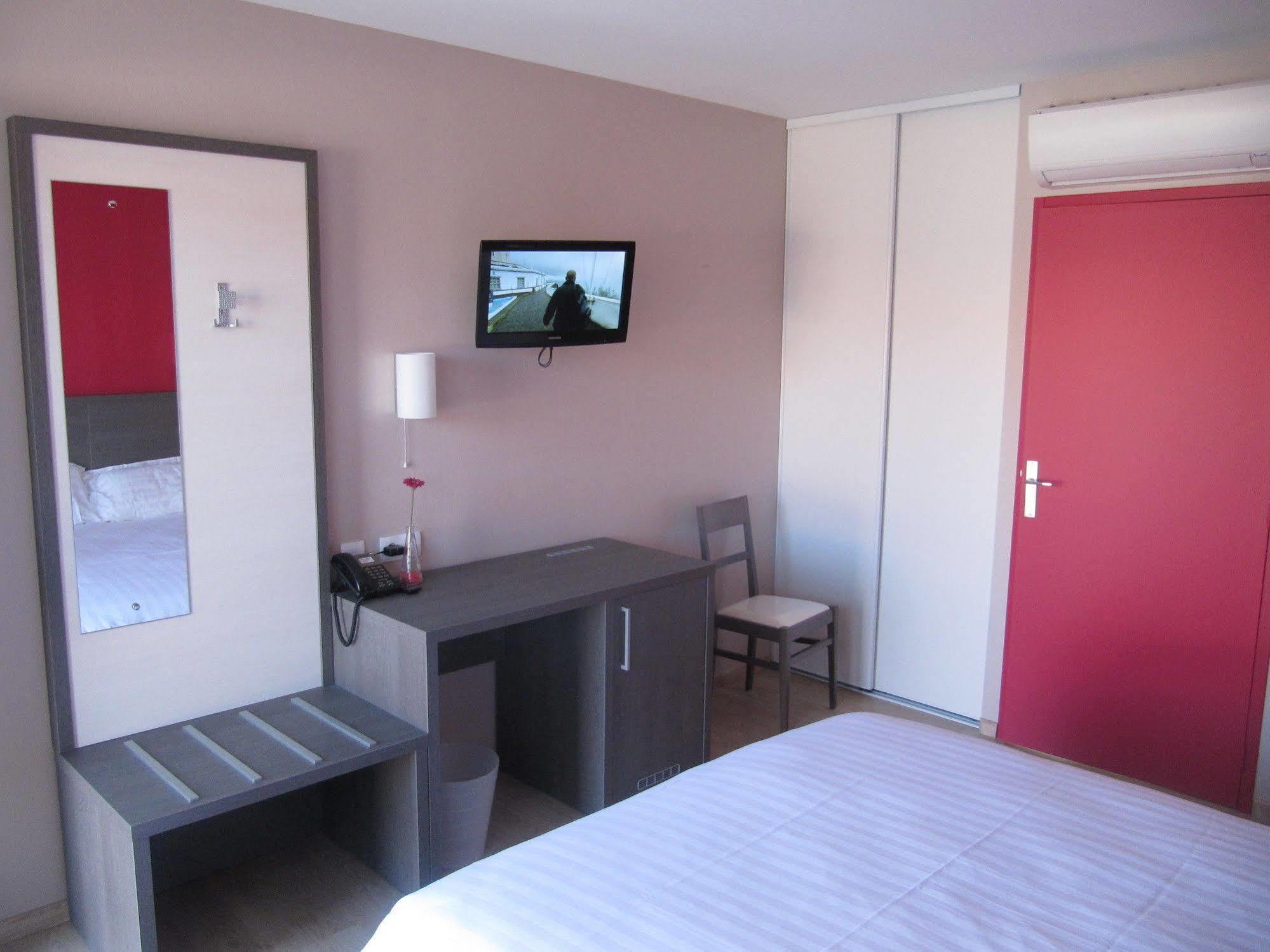 Hotel Cantal Cottages Saint-Georges  Εξωτερικό φωτογραφία